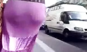 Menakutkan gadis rusia bertemu seorang pria. video2 lucah