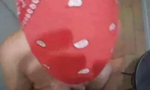 Dia menunjuk ke vagina video lucah seks