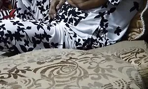Cermin mata tersenyum video lucah bomoh dan masturbasi di kamera