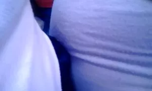 Dia berpaling di udara, karena dia telah cerita lucah kena ikat bermain-main dengan si jalang besar.