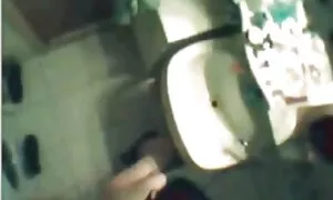 Dua panas perawan bertukar menjadi video hisap pantat seorang lelaki sih
